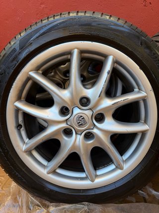 Llanta Porsche Cayenne 19 pulgadas con neumáticos