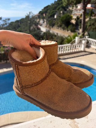 Botas Ugg Doradas con Brillantes