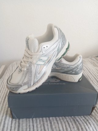 Zapatillas New Balance 1906R