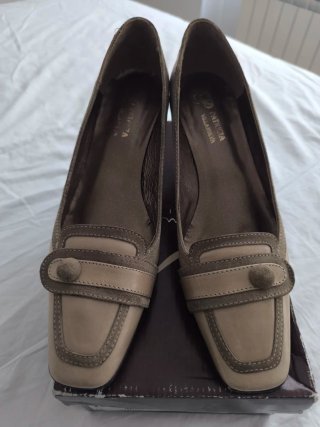 Zapatos de Piel Patricia Villanueva 40