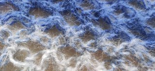 Chal de Ganchillo Azul y Blanco