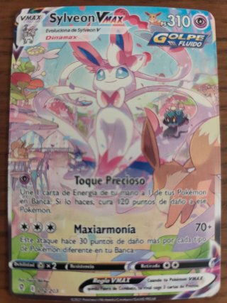 Carta Pokémon Sylveon VMAX