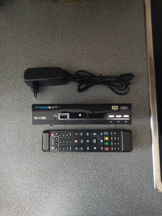 Decodificador Freesat V8 Super Sin caja y sin HDMI