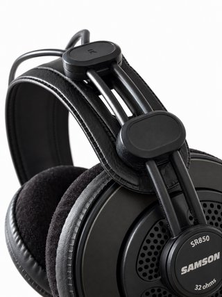 Auriculares Samson SR850