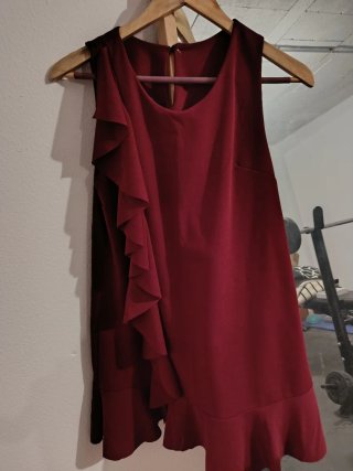 Vestido Corinto con Volantes