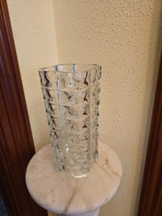 Jarrón de Cristal con Relieve