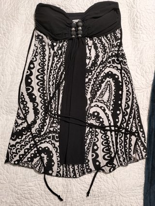Vestido de fiesta corto estampado