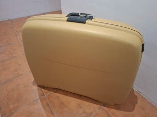 2 maletas roncado. En perfecto estado.