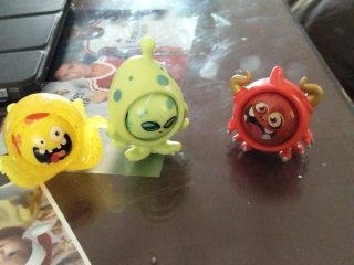 3 Figuras Freak Master, cada una 4 euros