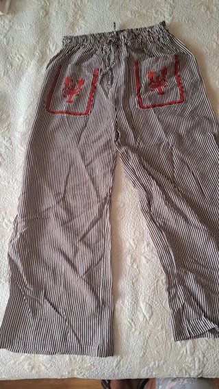 Pantalón fluido de rayas con langostas