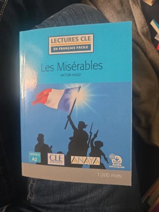 Libro les Misérables