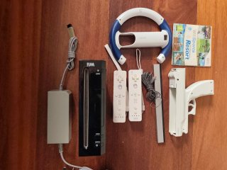 Nintendo Wii con 2 controller e accessori