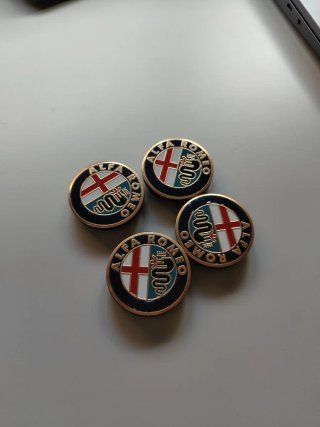 Set de 4 Emblemas de Rueda Alfa Romeo 50mm
