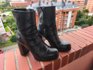 Botines plataforma negros