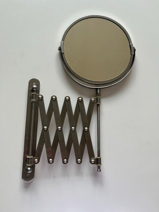 Espejo Extensible de Pared