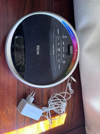 Radio iHome con base para iPhone 4
