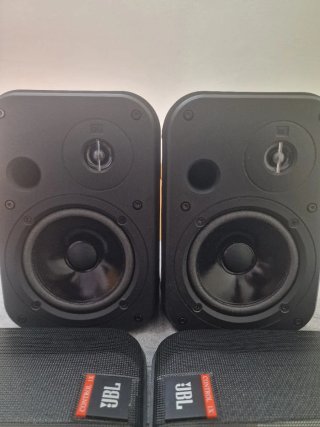 Pareja de Altavoces JBL Control 1X, mejorados.