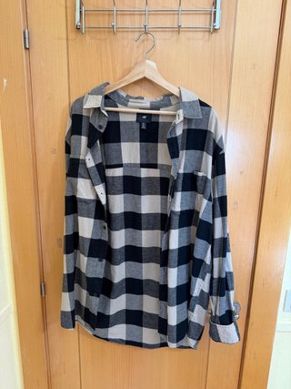 Camisa de cuadros H&M negra y beige
