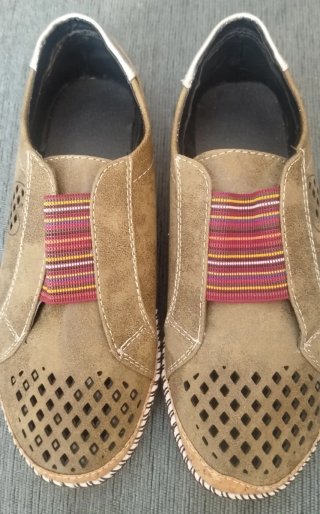 Zapatillas de vestir beige