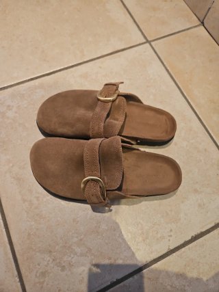 Zuecos Stradivarius Beige Talla 37