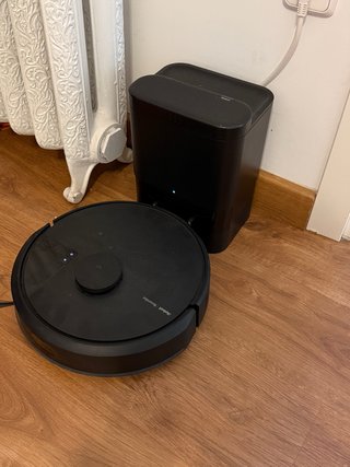 Aspiradora Roomba Serie 105 con base de autovacio