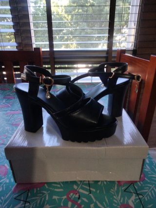 Sandalias de Tacón Negras