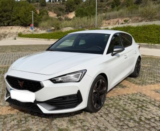 CUPRA Leon 2023. 1.5 eTSI 150CV Híbrido.