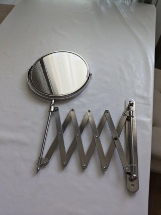 Espejo de aumento extensible Ikea