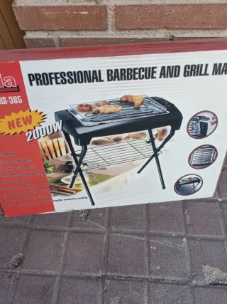 Barbacoa Eléctrica con Patas 2000W