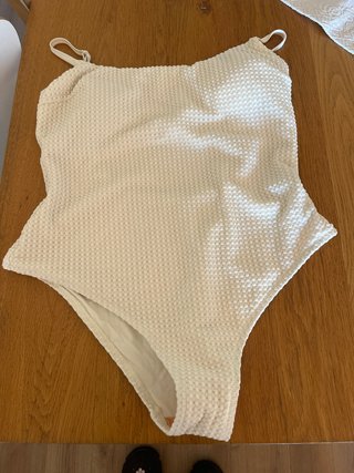 Bañador blanco Oysho