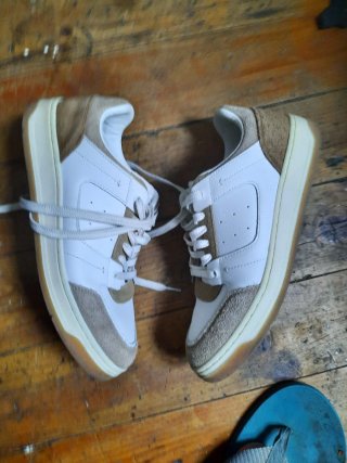 Zapatillas Hombre Blancas y Beige