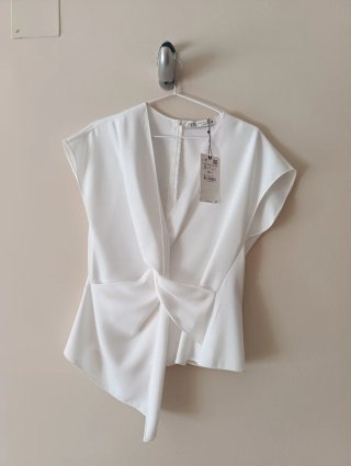 Blusa blanca Zara