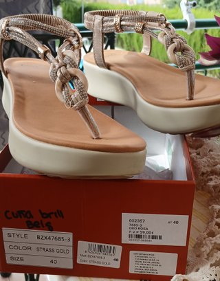Sandalias Eké Shoes Oro Rosa Talla 40