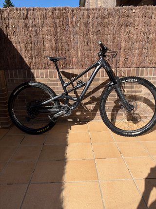Bicicleta de Enduro YT Capra mx