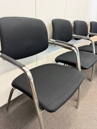 Set de 6 Sillas de Oficina Negras.