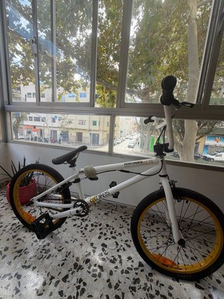 Bicicleta BMX GT Performer