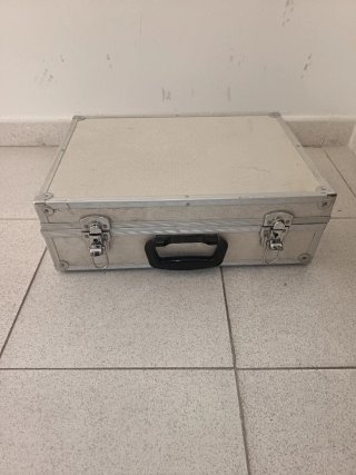 Maletín de Herramientas Metálico