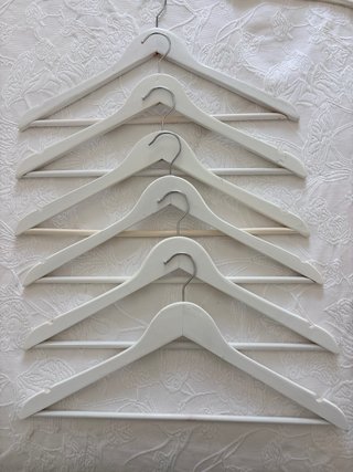 Set de 10 Perchas Blancas