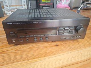Amplificador Yamaha DSP-A592 5.1 Hi-Fi Phono