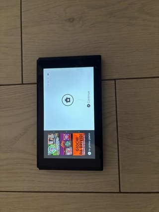 Nintendo Switch + 2 Joystick