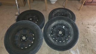 4 Ruedas Michelin 185/65 R15 con Llantas