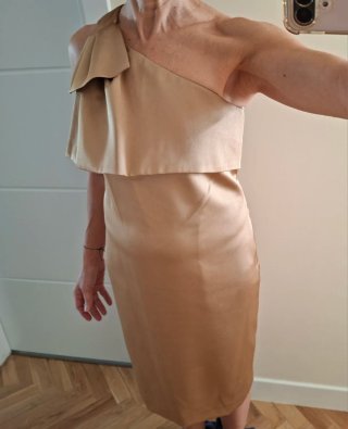 Vestido de fiesta dorado