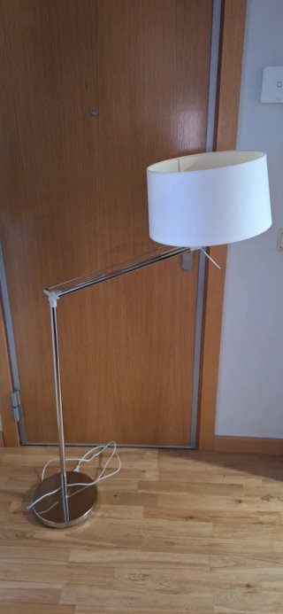 Lámpara de pie IKEA