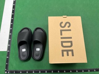 Adidas Yeezy Slide Negras