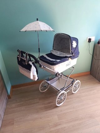 Carrito para Bebé Reborn Estilo Clásico..