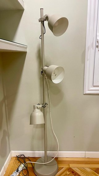 Lámpara de pie IKEA Hektar 3 focos