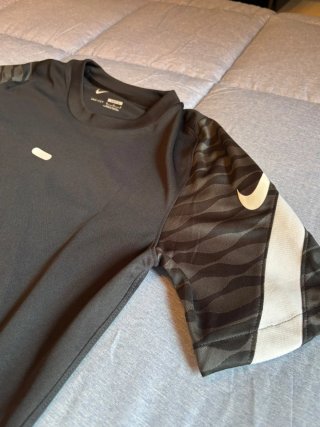 Camiseta Nike Negra Talla M