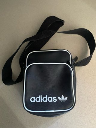 Bandolera Adidas Negra