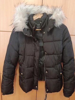 Anorak Negro Bershka Talla S