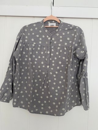 Blusa Soft Grey Gris con Topos